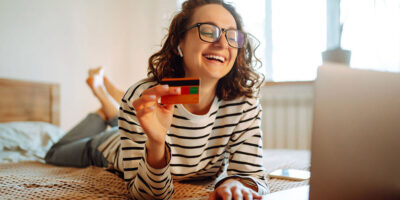 How To Use Credit Cards With Confidence